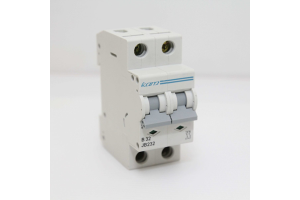 Miniature Circuit Breaker (MCB): Arbejdsprincip, typer, klassificeringer og valgvejledning